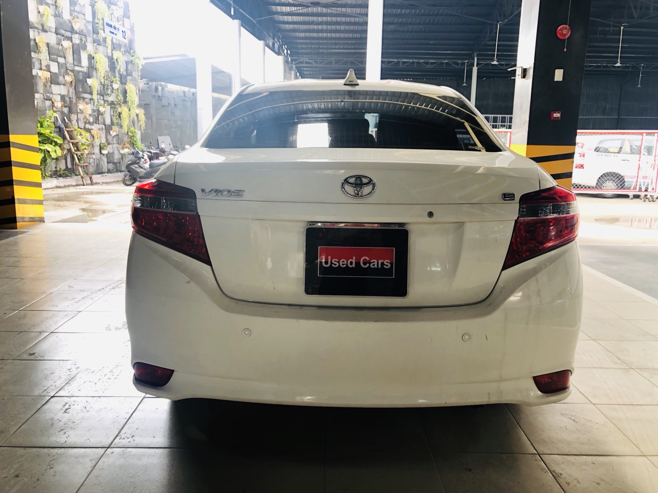 Toyota Vios 1.5E CVT 2018 - Xe Toyota Vios 1.5E CVT đời 2018, màu trắng, số tự động