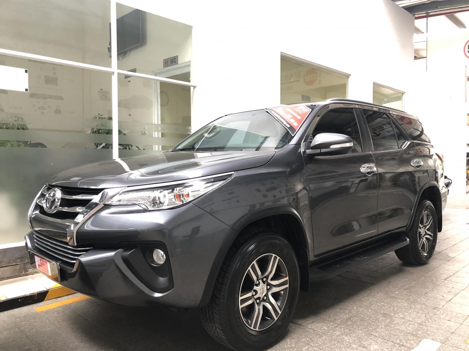 Toyota Fortuner 2017 - Fortuner máy dầu 2017, chính hãng bán giá cực hợp lý, bao test