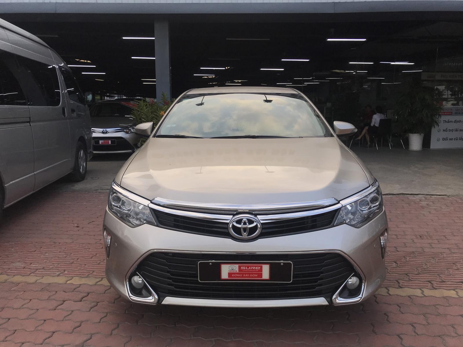 Toyota Camry 2.5Q 2018 - Xe Toyota Camry 2.5Q đời 2018, màu vàng