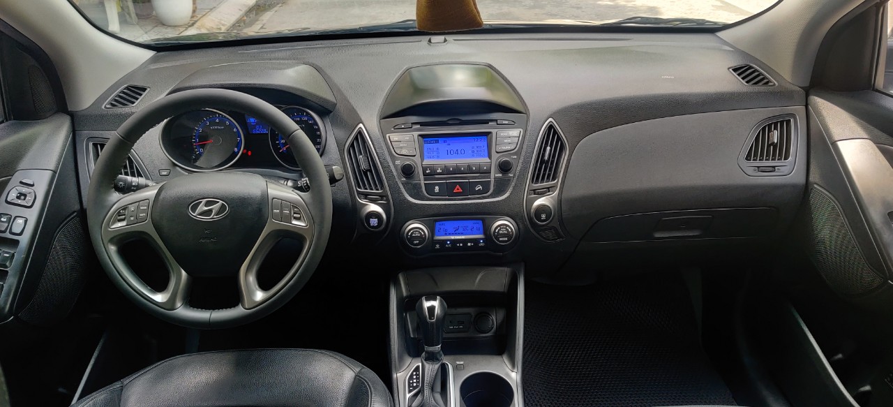 Hyundai Tucson 2.0 AT 2014 - Bán xe Hyundai Tucson 2.0 AT 2014, màu đen, xe nhập