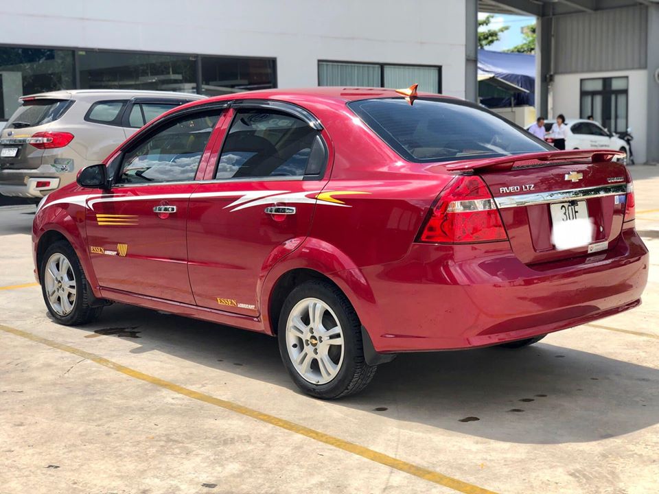 Chevrolet Aveo 1.4L  2018 - Cần bán xe Chevrolet Aveo 1.4L đời 2018, màu đỏ, giá chỉ 335 triệu