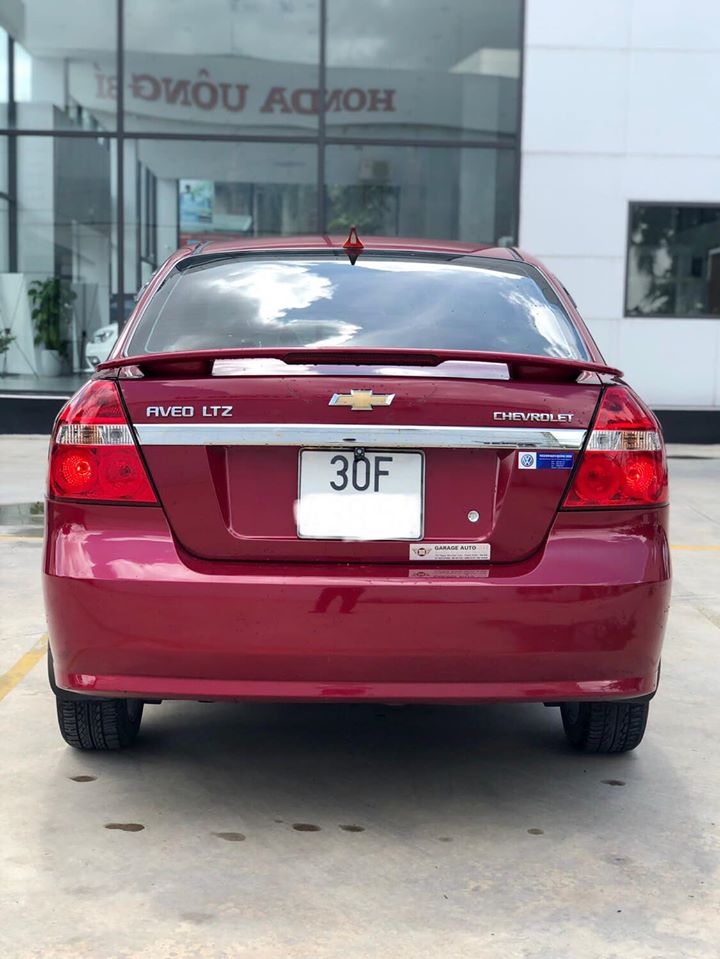Chevrolet Aveo 1.4L  2018 - Cần bán xe Chevrolet Aveo 1.4L đời 2018, màu đỏ, giá chỉ 335 triệu