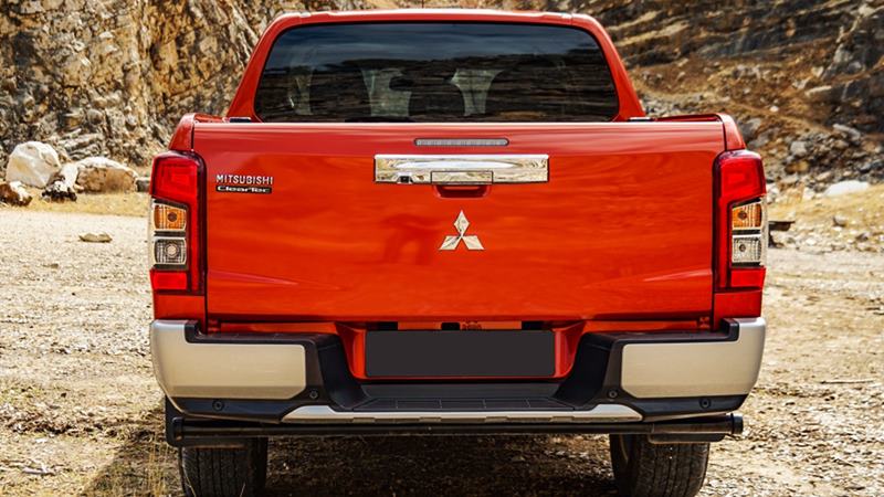 Mitsubishi Triton 4x4AT Premium 2020 - Mitsubishi Triton 2020. Khuyến mãi cực khủng tháng 7