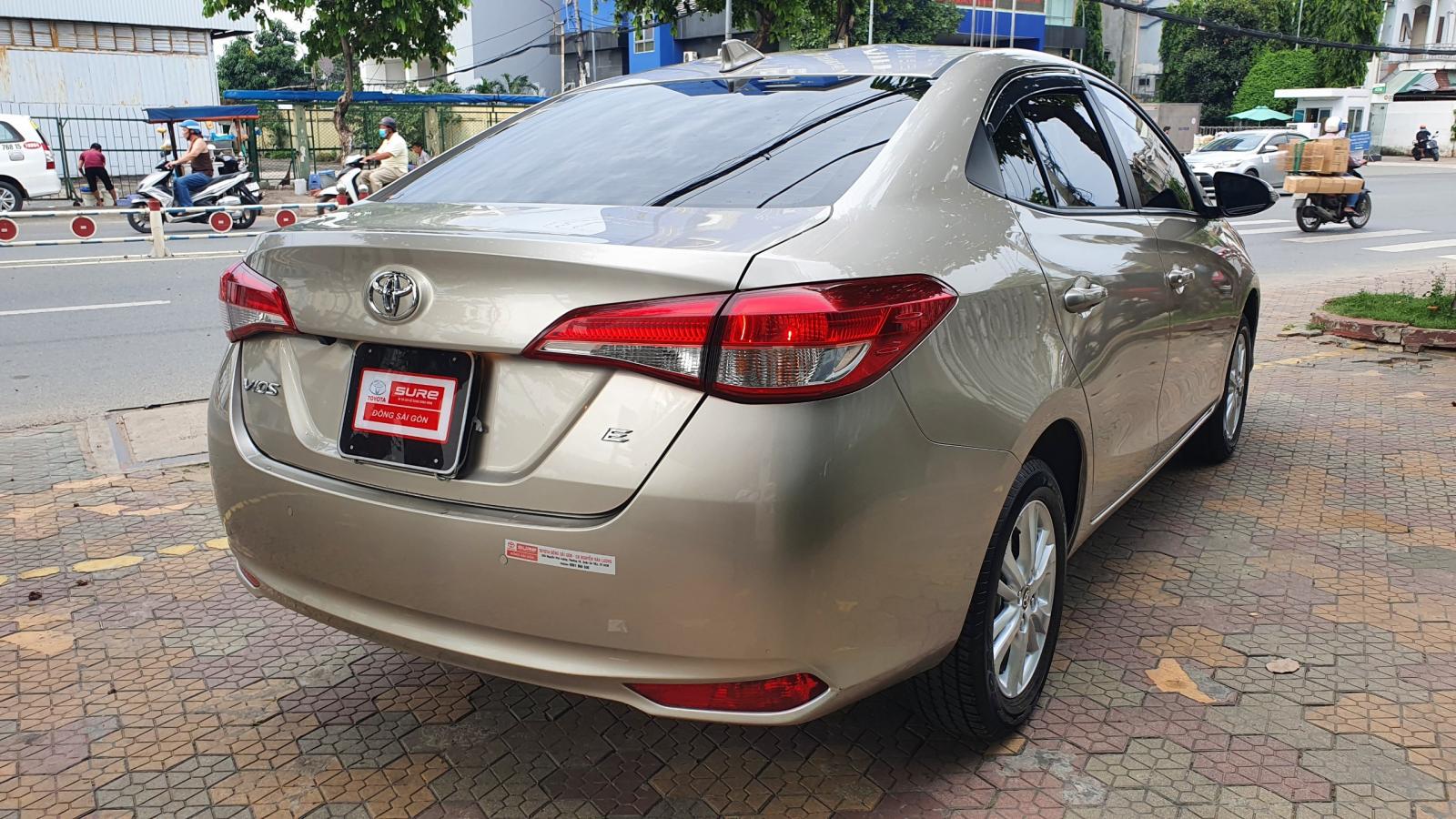 Toyota Vios E CVT 2019 - Bán xe Toyota Vios E CVT đời 2019, màu nâu, 530 triệu