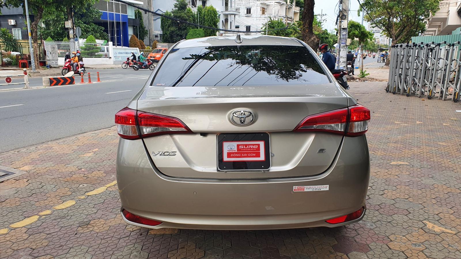 Toyota Vios E CVT 2019 - Bán xe Toyota Vios E CVT đời 2019, màu nâu, 530 triệu