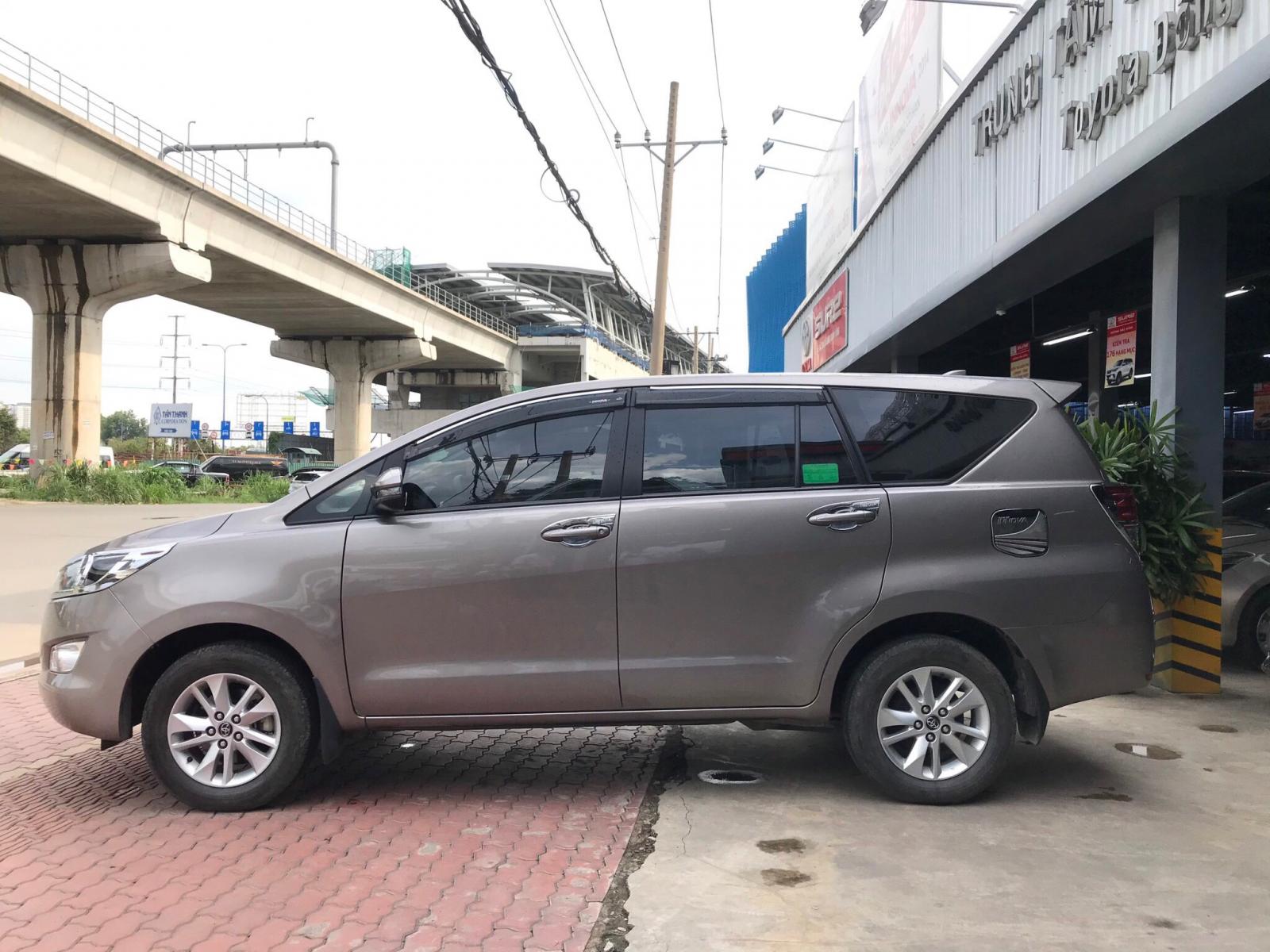 Toyota Innova 2.0E 2019 - Dòng Innova số sàn cho những anh chị quý khách hàng đang cần tìm gia đình hoặc kinh doanh đều cực tốt và tiết kiệm