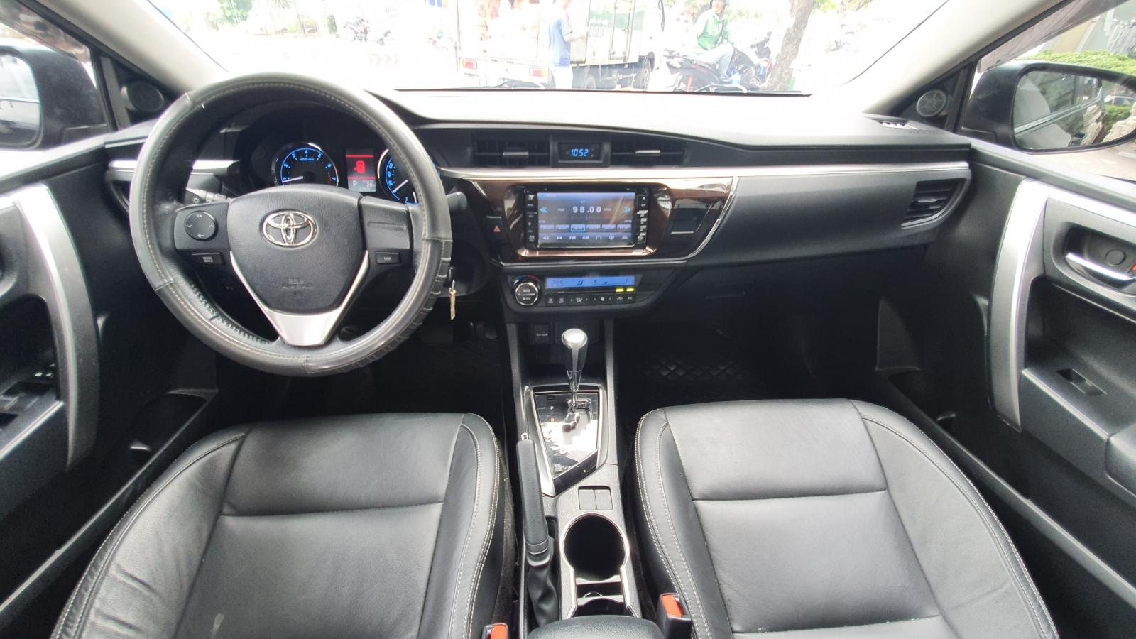 Toyota Corolla altis 1.8G 2015 - Bán ô tô Toyota Corolla altis 1.8G năm 2015, màu đen, giá chỉ 610 triệu