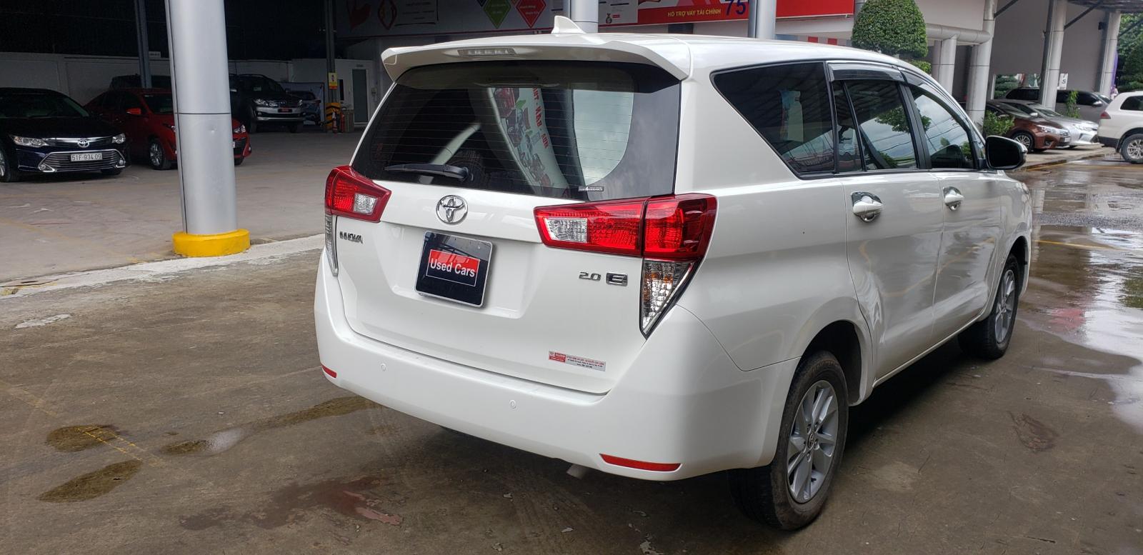 Toyota Innova E 2019 - Cần bán xe Toyota Innova E đời 2019, màu trắng