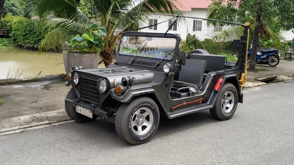 Jeep 1970 - HCM - Bán Jeep lùn A2, máy xăng, bánh béo