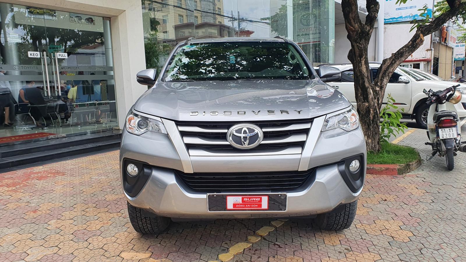 Toyota Fortuner G 2019 - Cần bán lại xe Toyota Fortuner G năm 2019, màu bạc