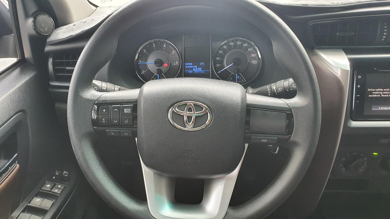 Toyota Fortuner G 2019 - Cần bán lại xe Toyota Fortuner G năm 2019, màu bạc