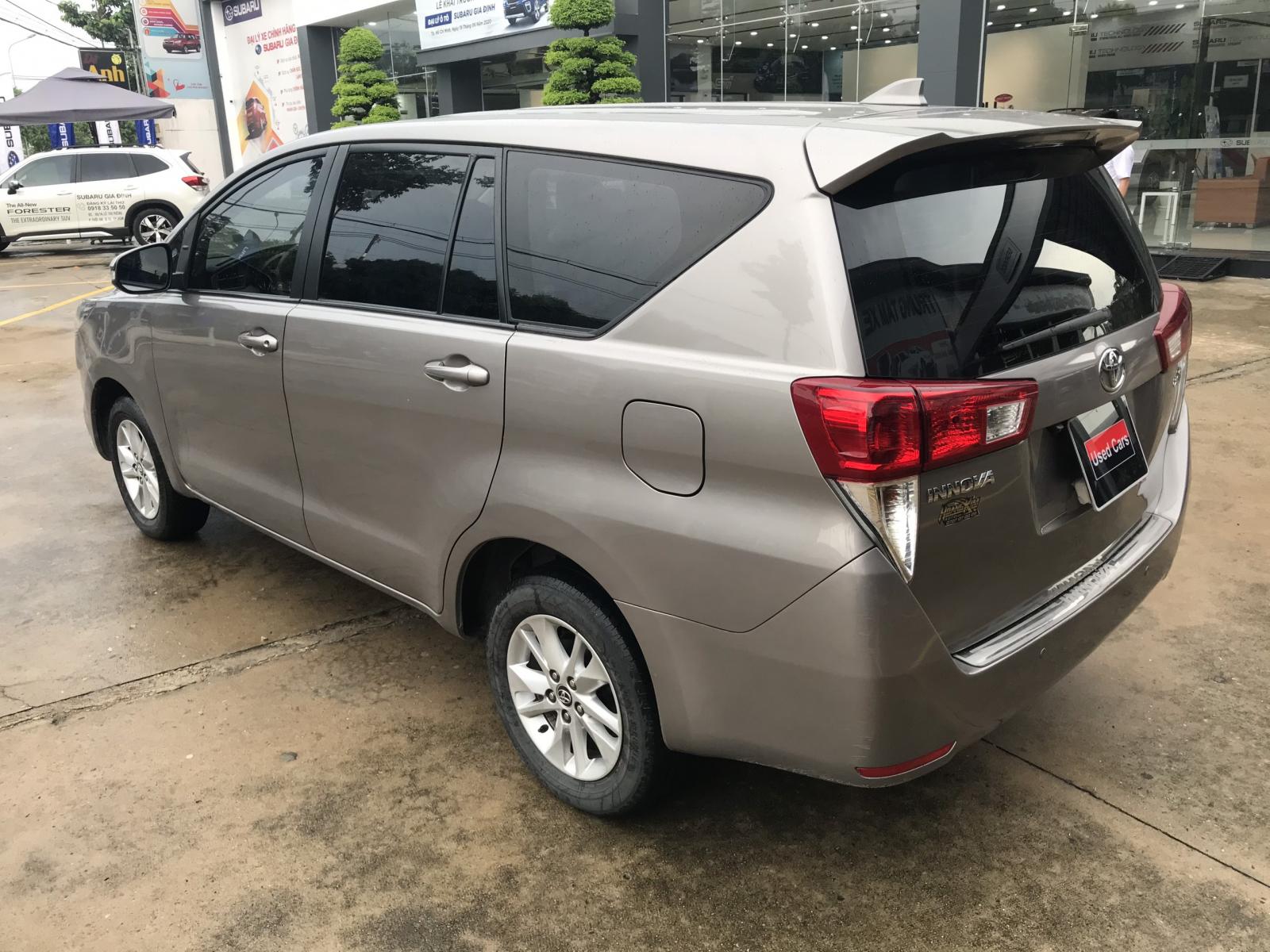 Toyota Innova G 2017 - Bán Toyota Innova G đời 2017, màu nâu