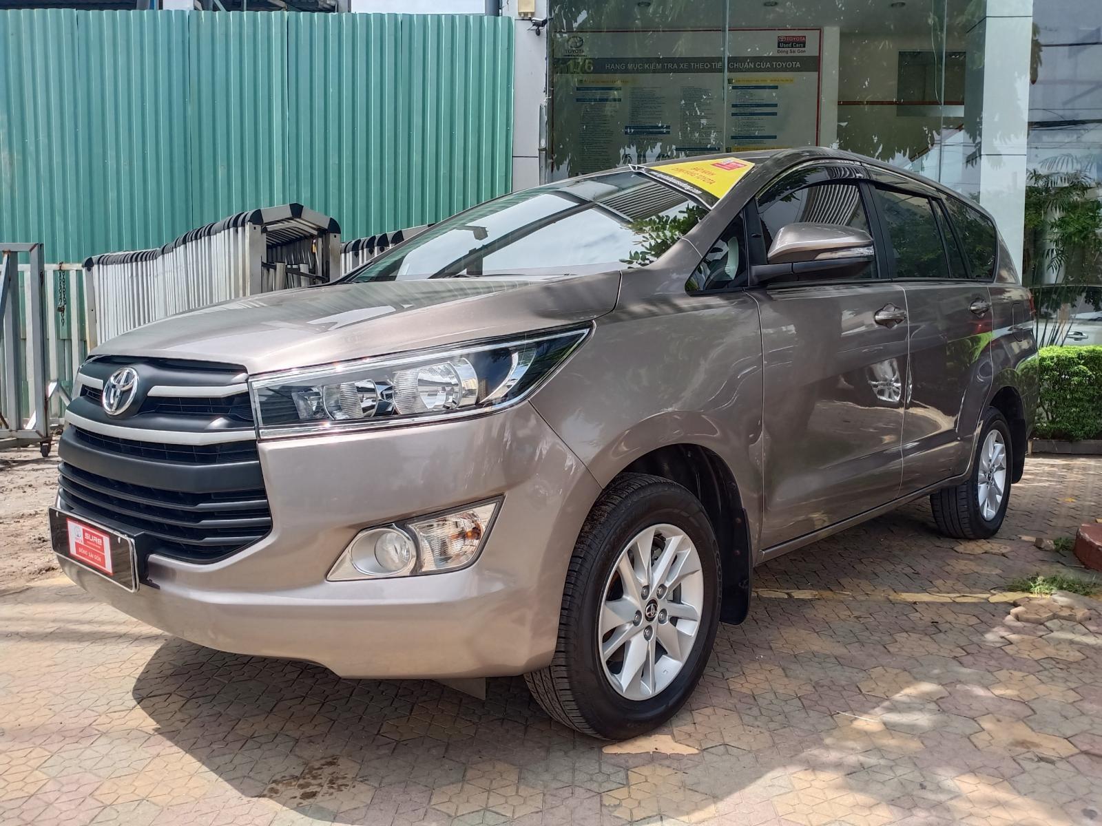 Toyota Innova 2.0E 2019 - Bán xe Toyota Innova 2.0E 2019, màu bạc