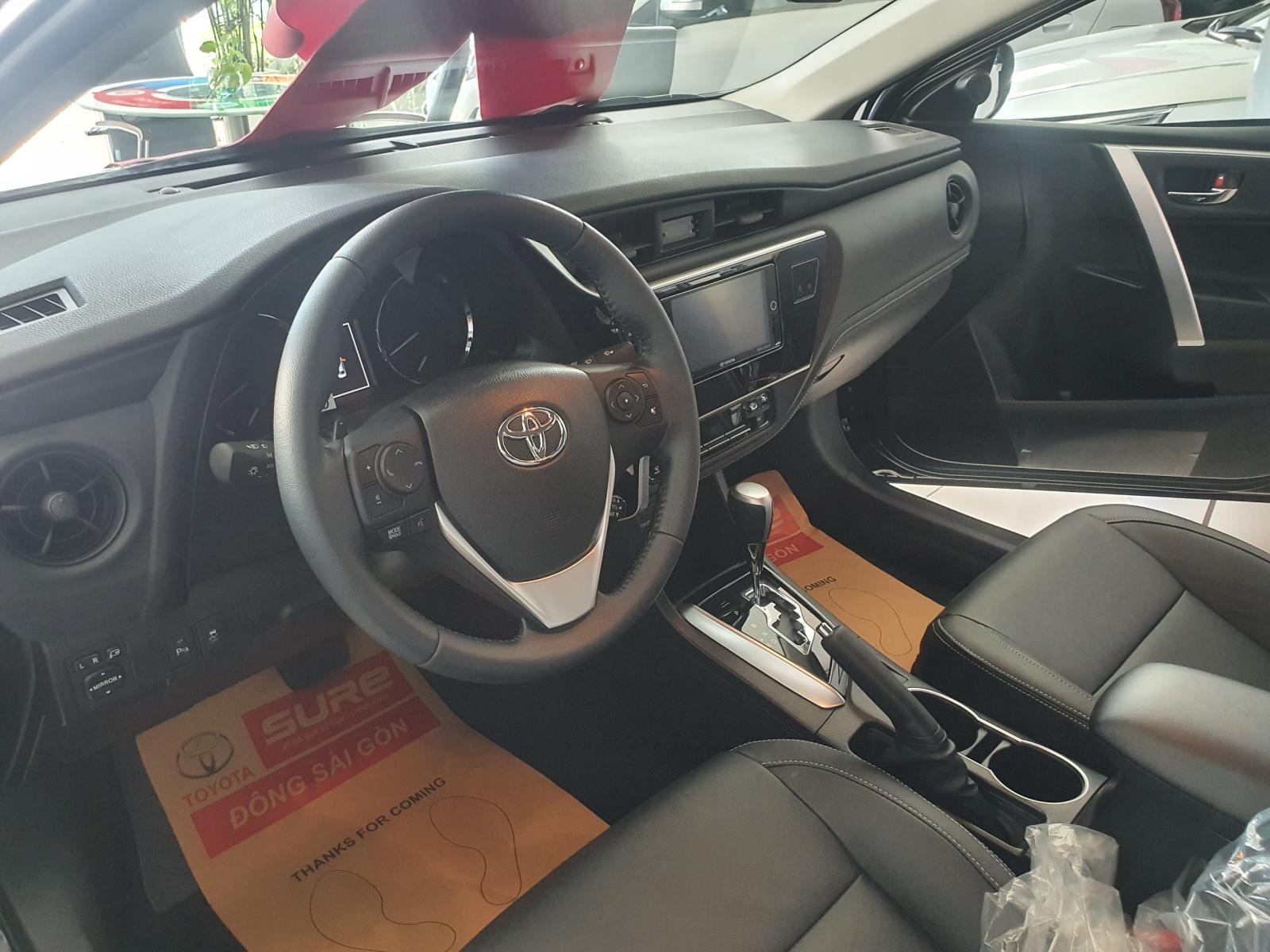 Toyota Corolla altis 2.0V 2020 - Bán ô tô Toyota Corolla altis 2.0V đời 2020, màu đen