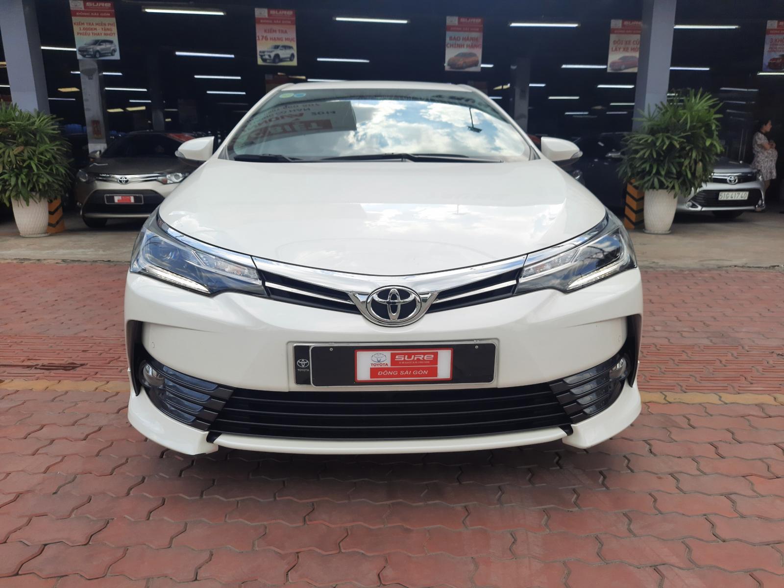 Toyota Corolla altis 2.0E 2013 - Bán Corolla altis 2.0E đời 2013 chuẩn nhà đi