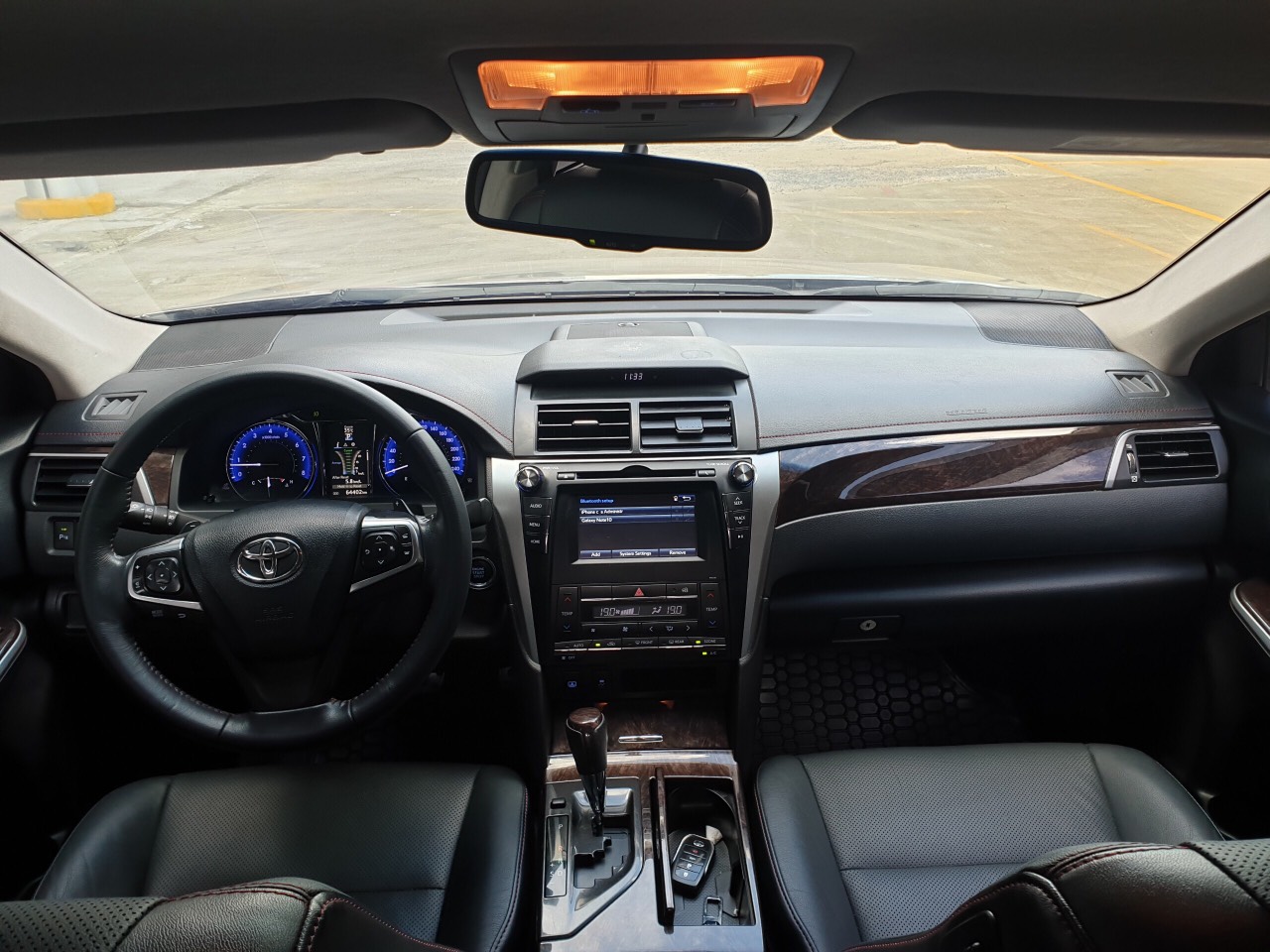 Toyota Camry 2.5Q 2015 - Cần bán Toyota Camry 2.5Q đời 2015, nhập khẩu chính hãng, giá ưu đãi 