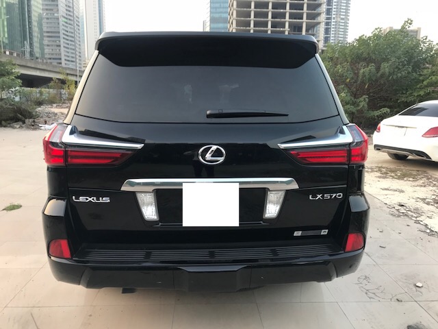 Lexus LX 570 2019 - Bán Xe Lexus LX570 sản xuất 2019 màu đen, nội thất nâu da bò, siêu mới đi hơn 8000km không khác gì xe mới