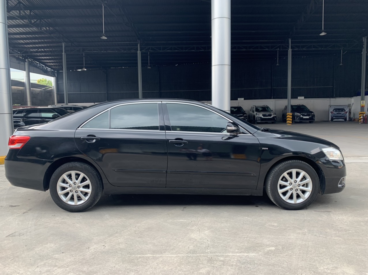 Toyota Camry G 2010 - Cần bán xe Toyota Camry G đời 2010, màu đen, giá chỉ 560 triệu giá còn thương lượng