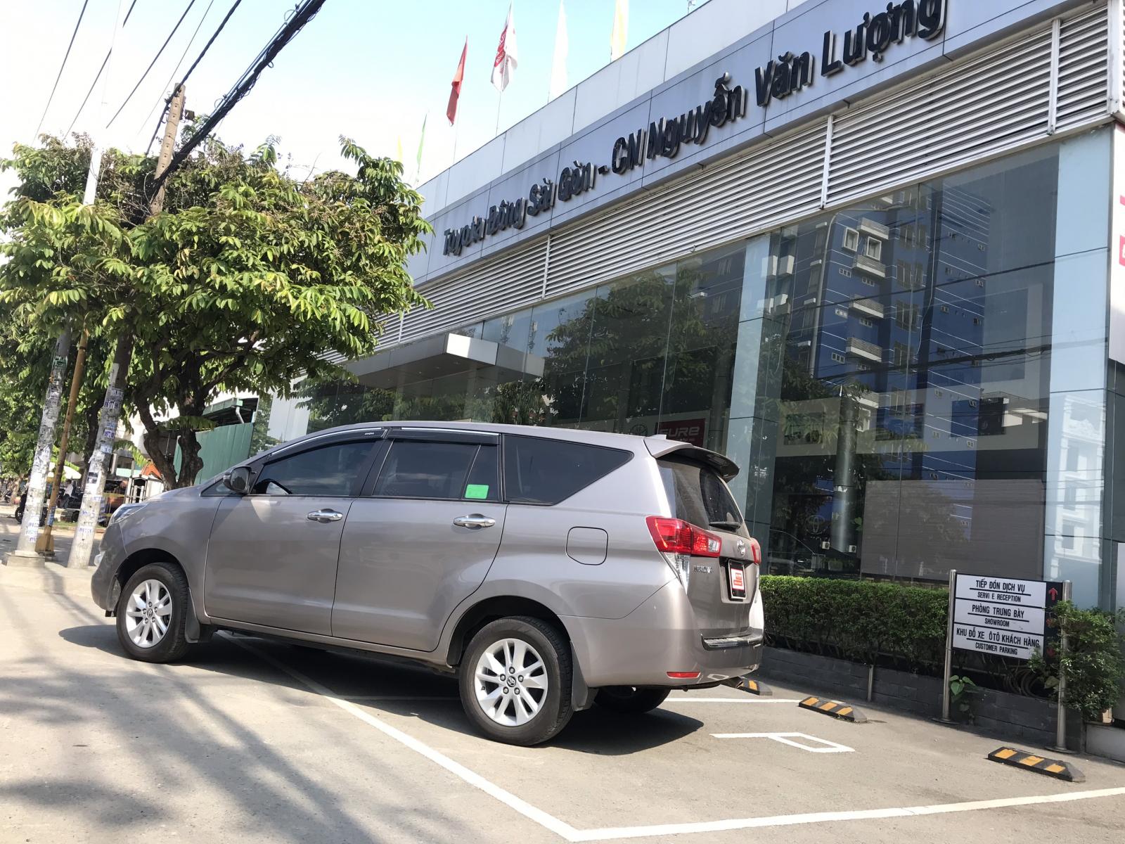 Toyota Innova 2018 - Cần bán xe Toyota Innova đời 2018