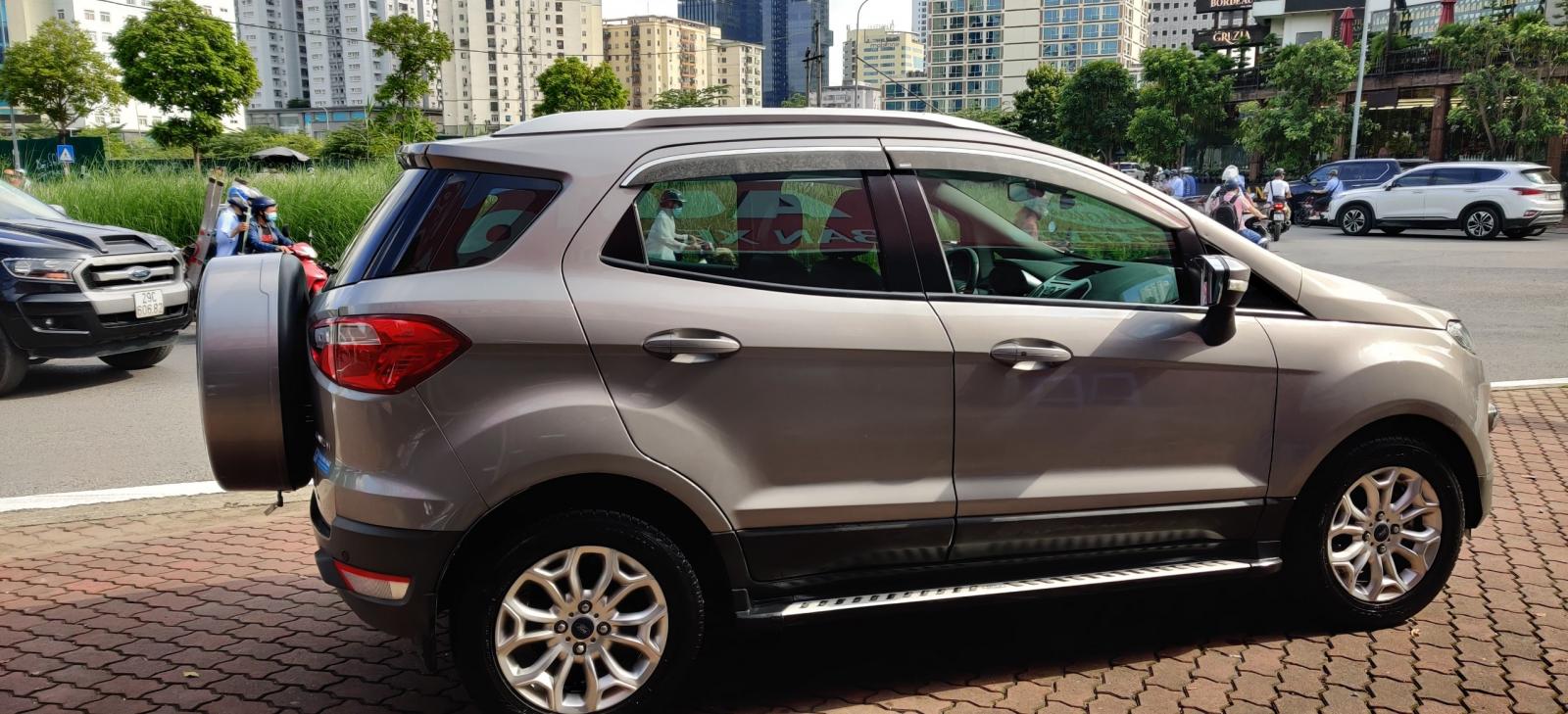 Ford EcoSport Titanium 2014 - Bán ô tô Ford EcoSport Titanium đời 2014, màu bạc, nhập khẩu chính hãng, chính chủ, giá tốt