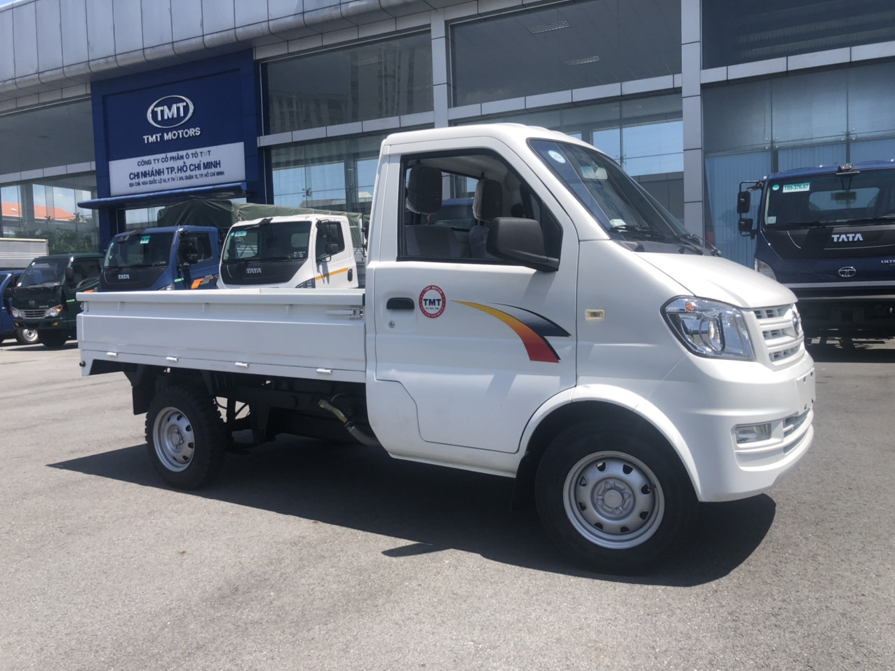 Fuso 2018 - Thanh lý xe tải nhỏ TMT 990kg đời 2018 giá rẻ 138tr, ngân hàng cho vay 70%