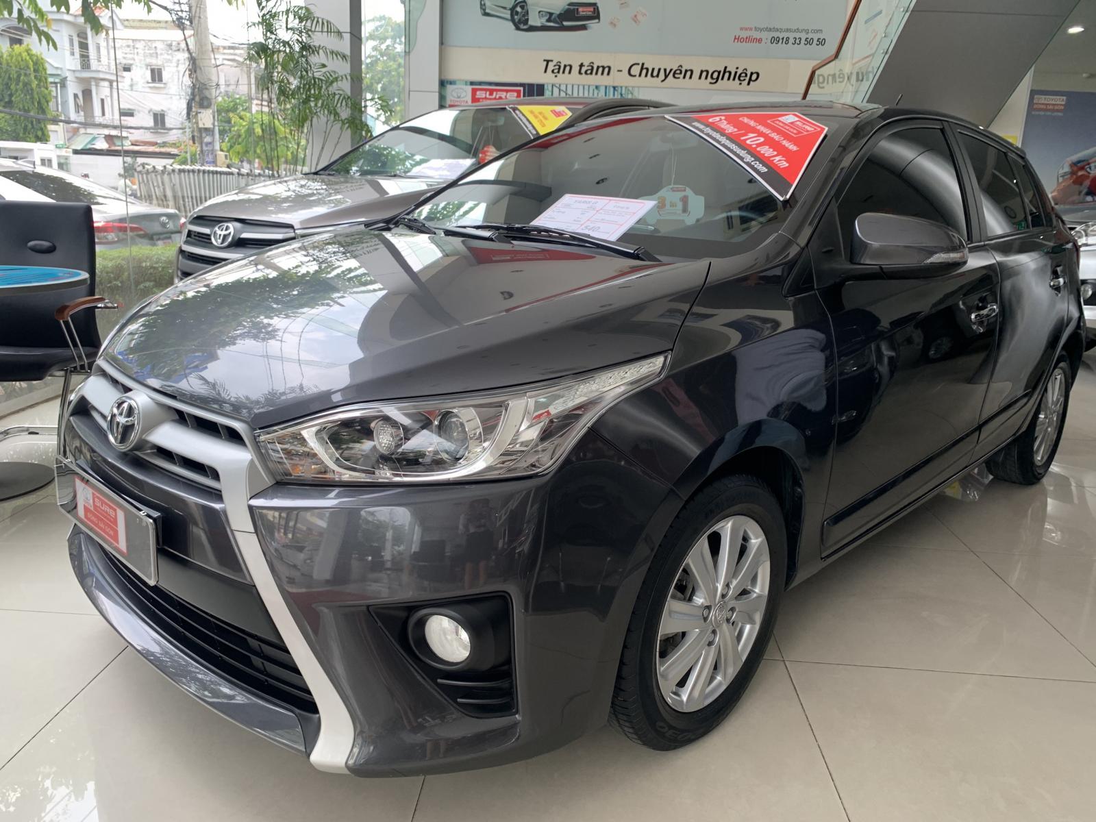 Toyota Yaris 1.3G 2015 - Bán Toyota Yaris 1.3G đời 2015, màu xám, xe nhập, lướt 20.000km. Giá siêu đẹp