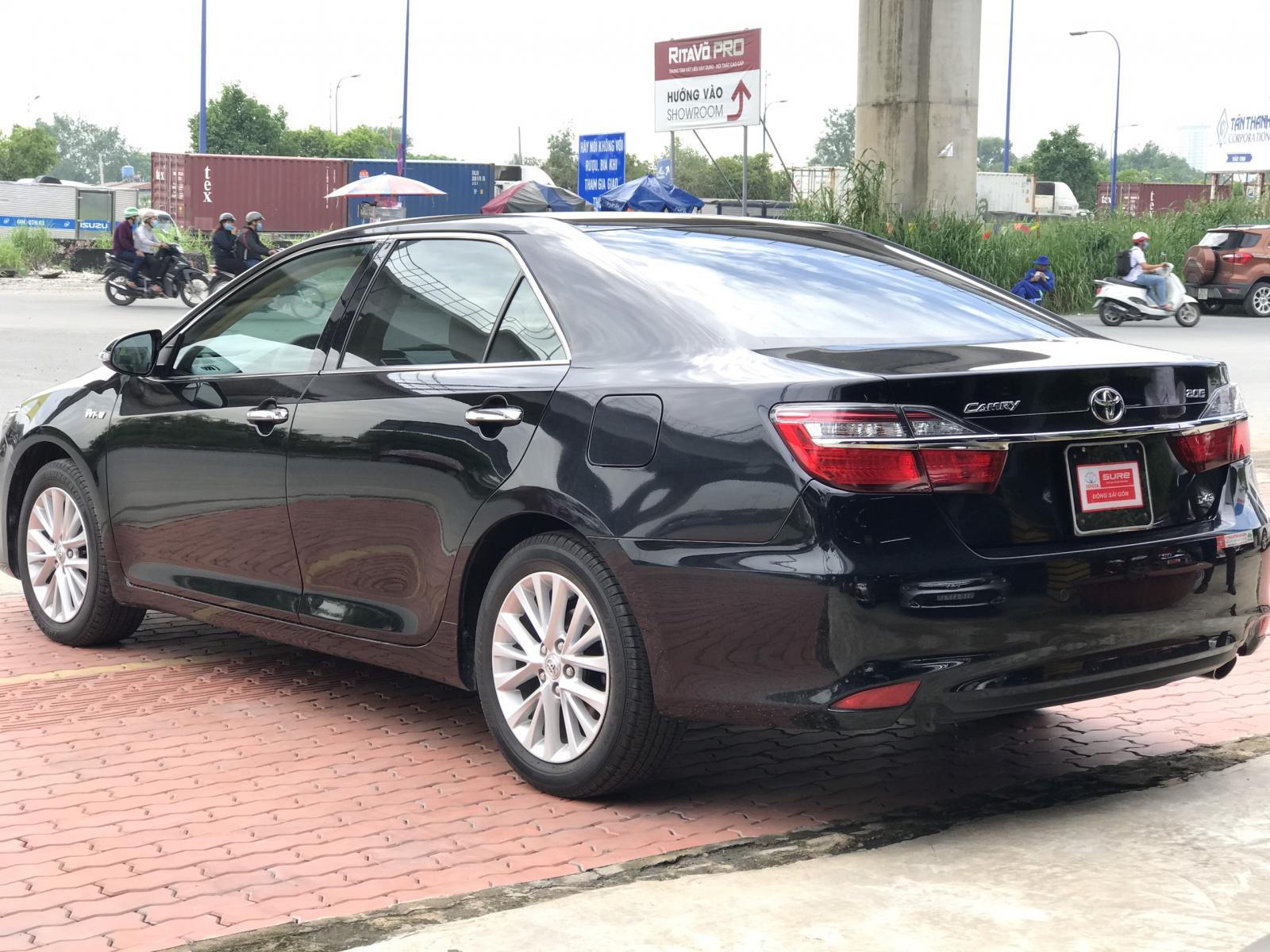 Toyota Camry 2.0E 2019 - Cần bán Toyota Camry 2.0E năm 2019, màu đen, xe nhập, giá ưu đãi