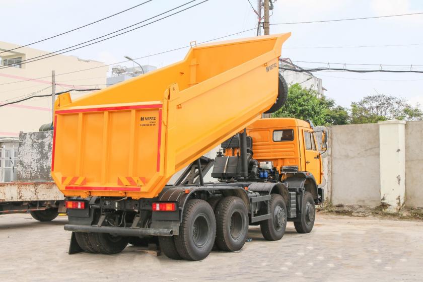 CMC VB750 2016 - Xe ben kamaz 6540(8x4) thùng 15 khối tải hàng 17 tấn