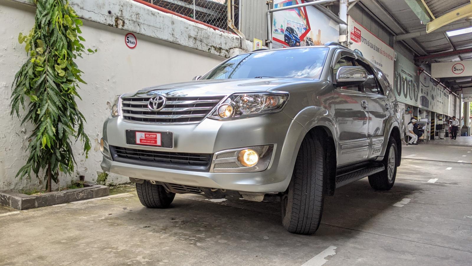 Toyota Fortuner 2.7V 2014 - Xe Toyota Fortuner 2.7V sản xuất 2014, màu bạc