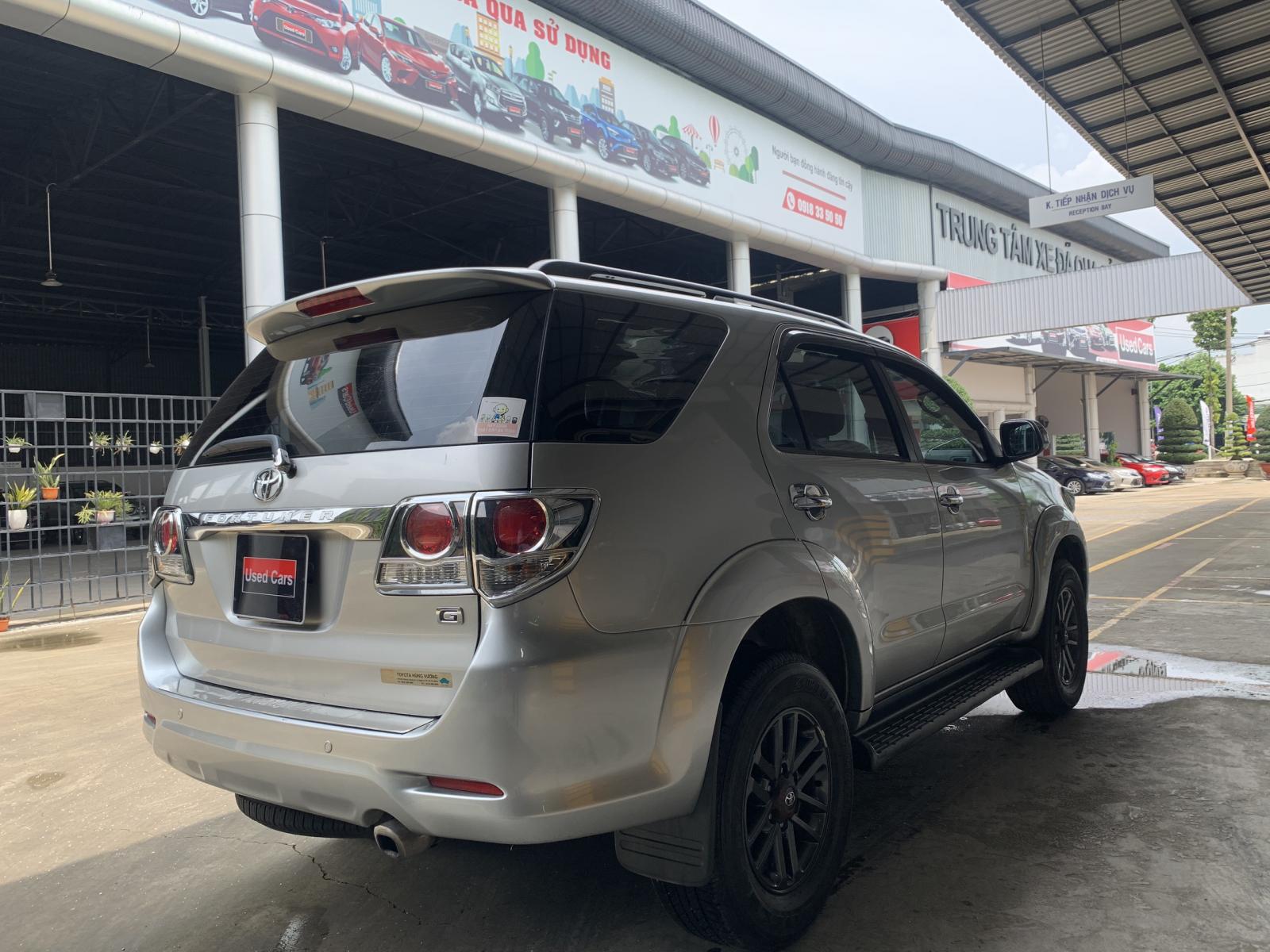 Toyota Fortuner G 2016 - Bán ô tô Toyota Fortuner G đời 2016, màu bạc, 780 triệu