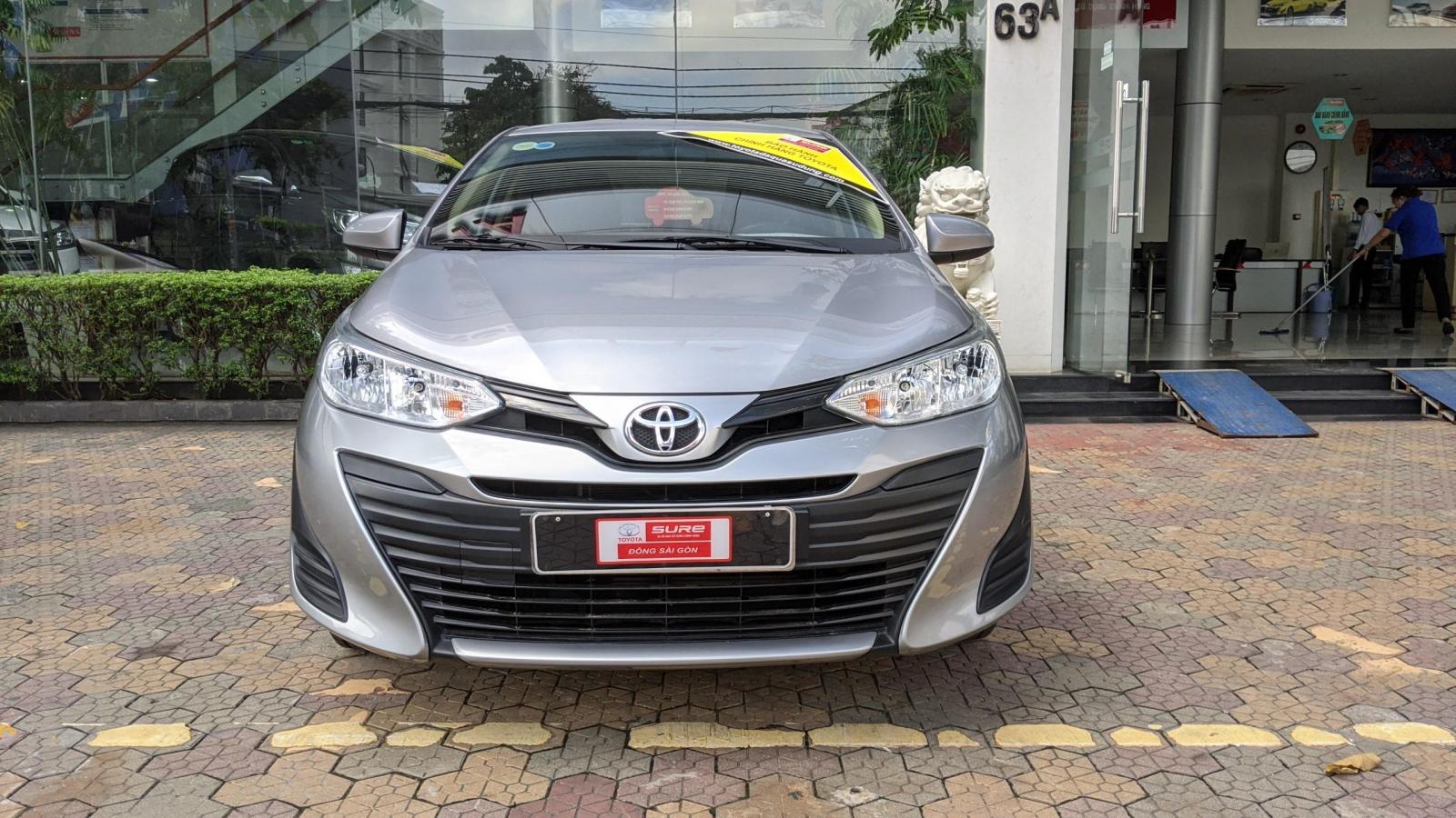 Toyota Vios E 2019 - Bán Toyota Vios E số sàn sản xuất 2019, màu bạc giá còn fix mạnh