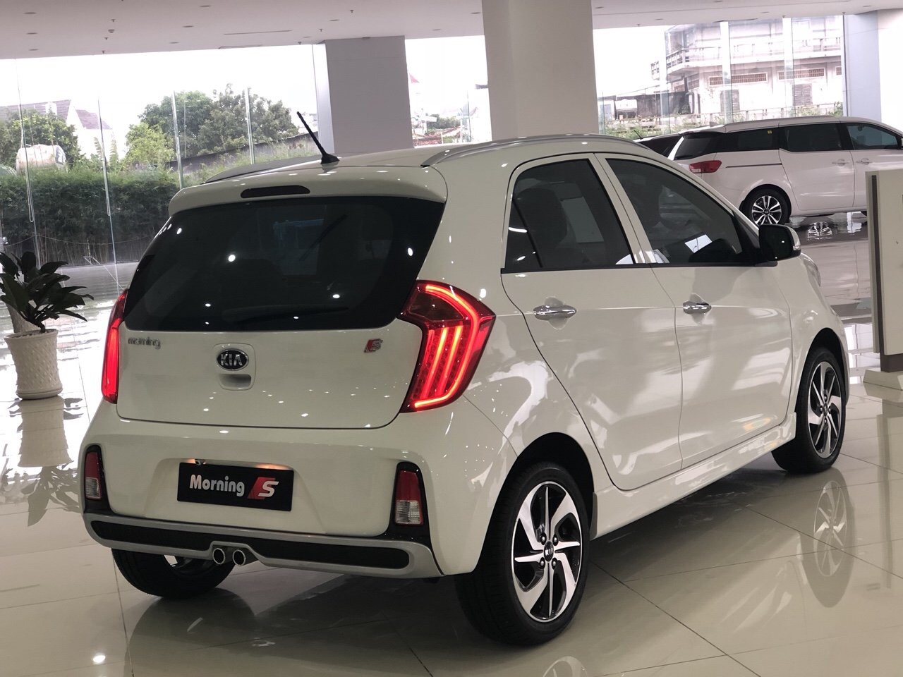 Kia Morning AT 2021 - Khuyến mãi HOT Kia Morning tháng 8/2021 chỉ cần có 155 triệu lấy xe ngay