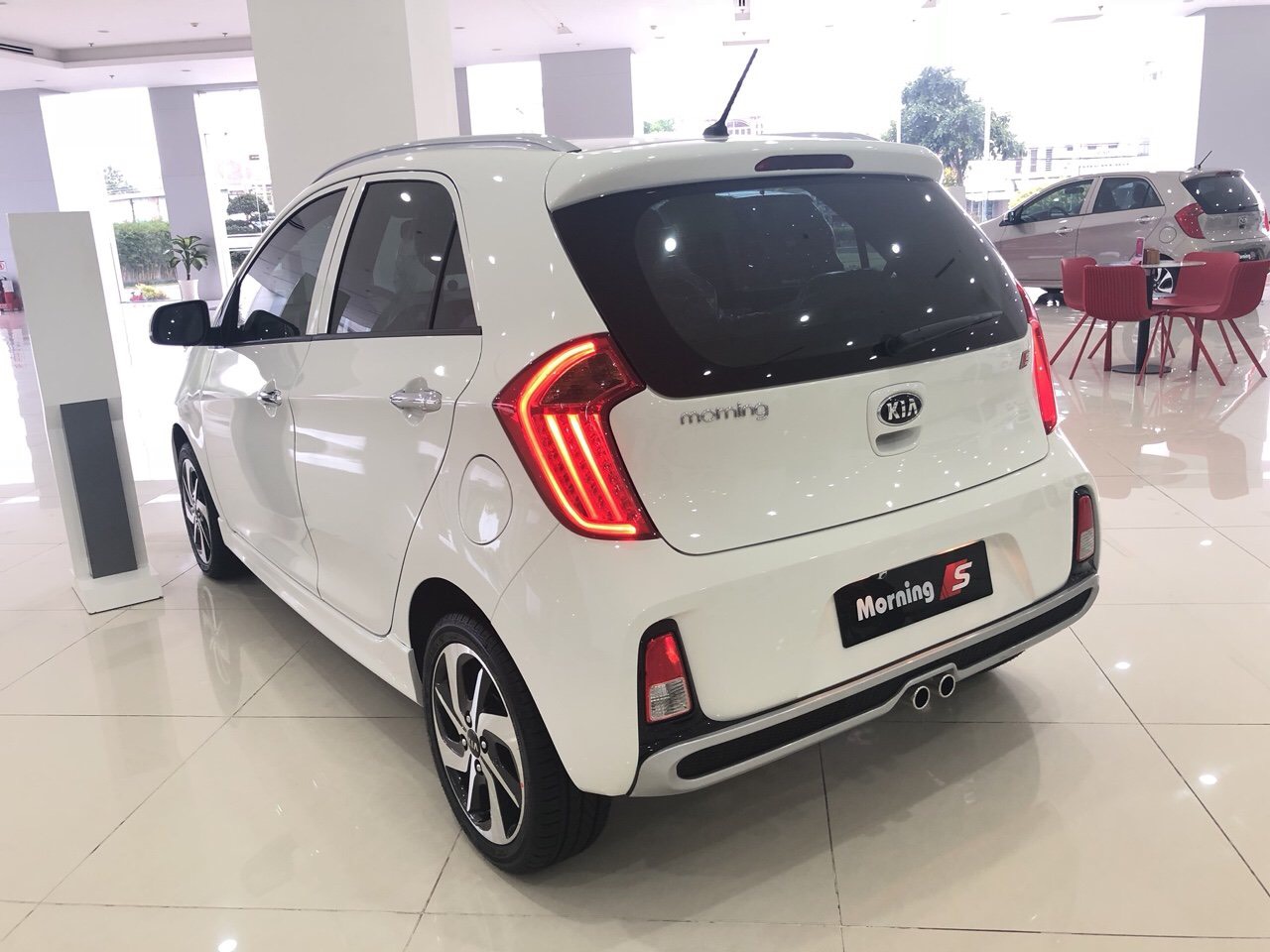 Kia Morning AT 2021 - Khuyến mãi HOT Kia Morning tháng 8/2021 chỉ cần có 155 triệu lấy xe ngay