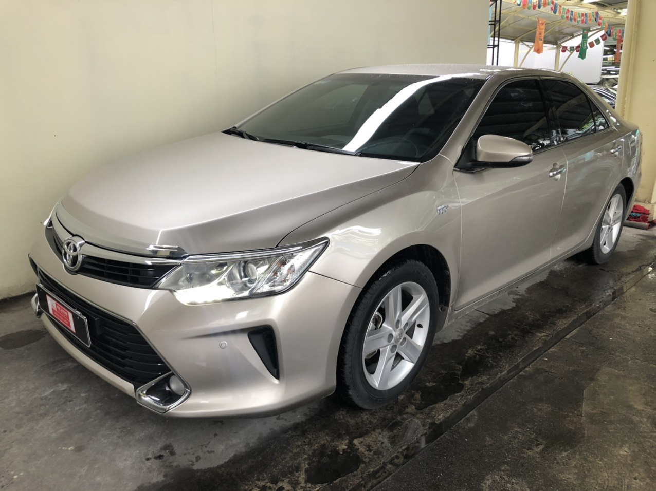 Toyota Camry 2.5Q  2016 - Bán ô tô Toyota Camry 2.5Q đời 2016, màu bạc