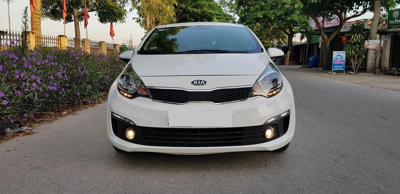 Kia Rio 2016 - Tôi cần bán xe Rio 2016, số sàn, màu trắng