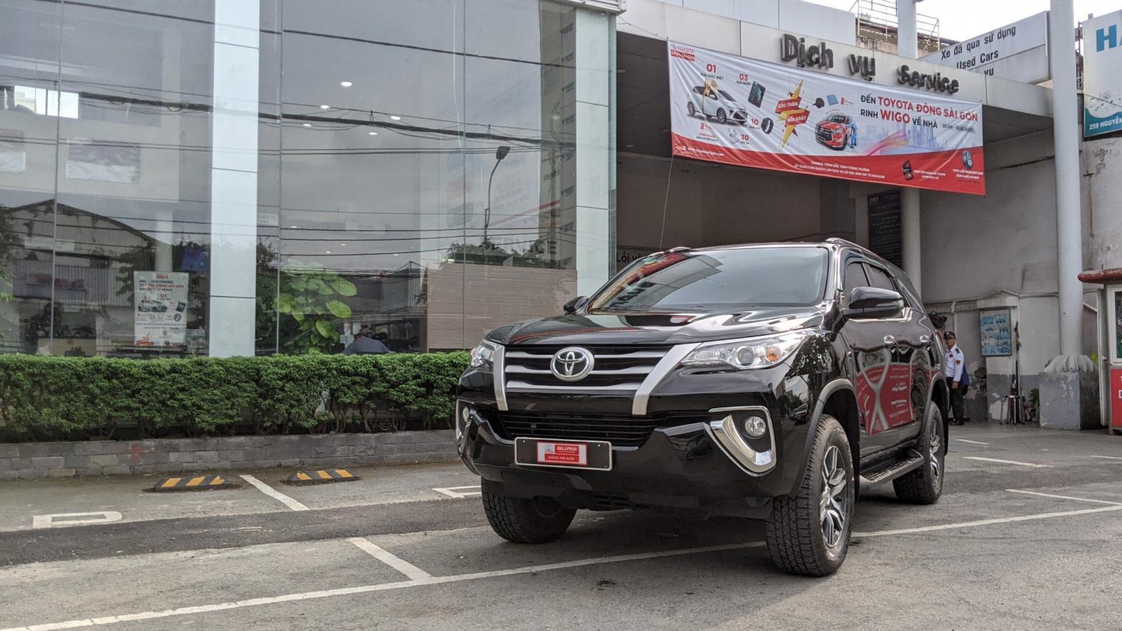 Toyota Fortuner G 2019 - Cần bán Toyota Fortuner G đời 2019, màu đen lướt 9.000km siêu mới .giá cực sốc