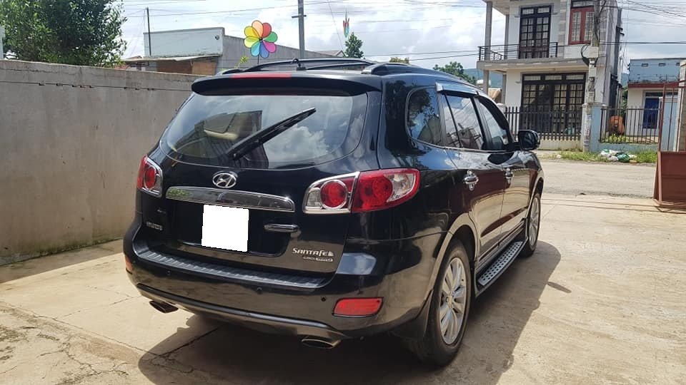 Hyundai Santa Fe 2007 - Tôi cần bán xe Santafe 2007, số tự động, máy dầu, 2 cầu, màu đen