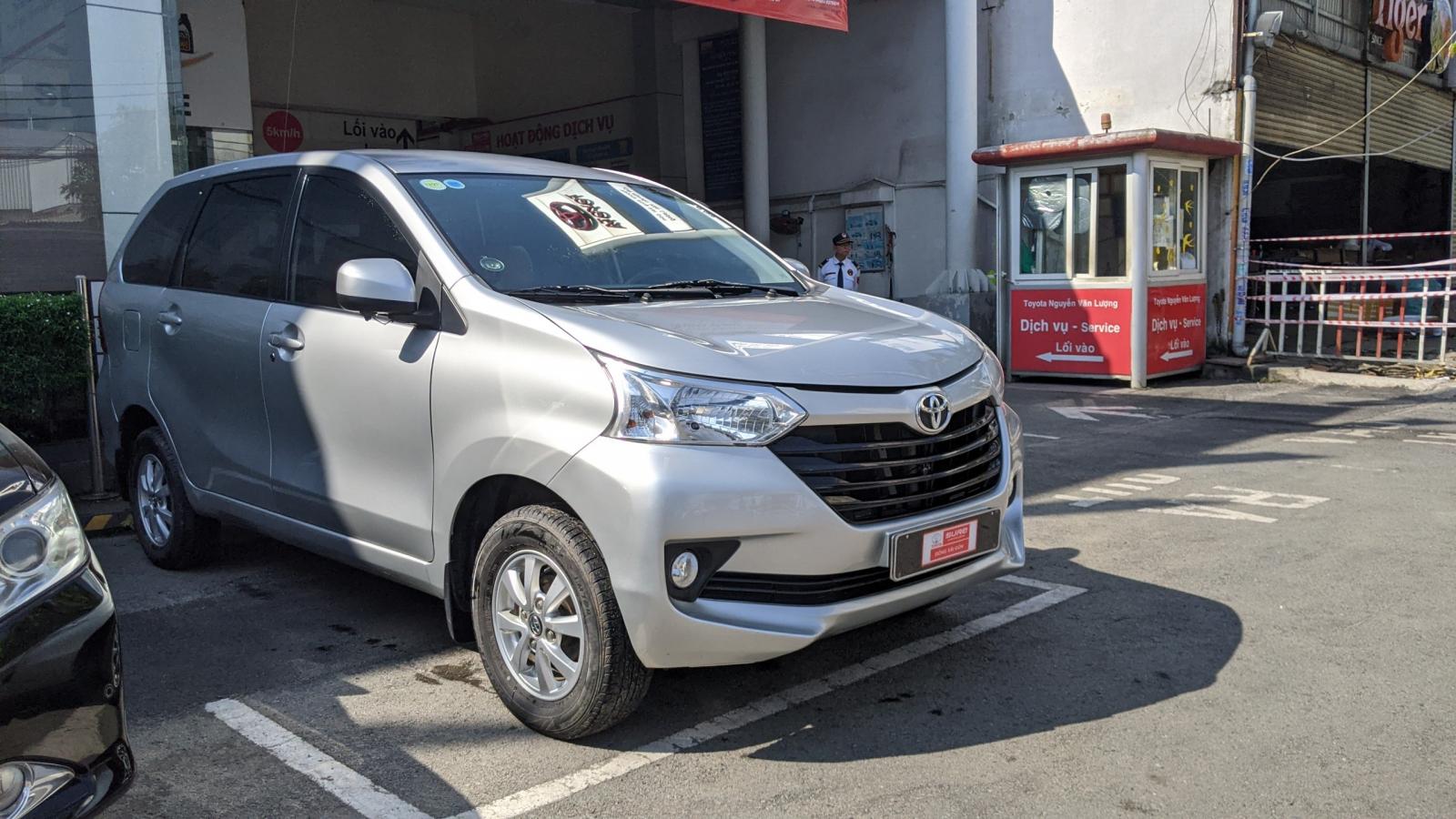 Toyota Toyota khác 1.3MT 2018 - Bán Toyota Avanza 1.3MT đời 2018, màu bạc, siêu đẹp. Giá còn fix mạnh