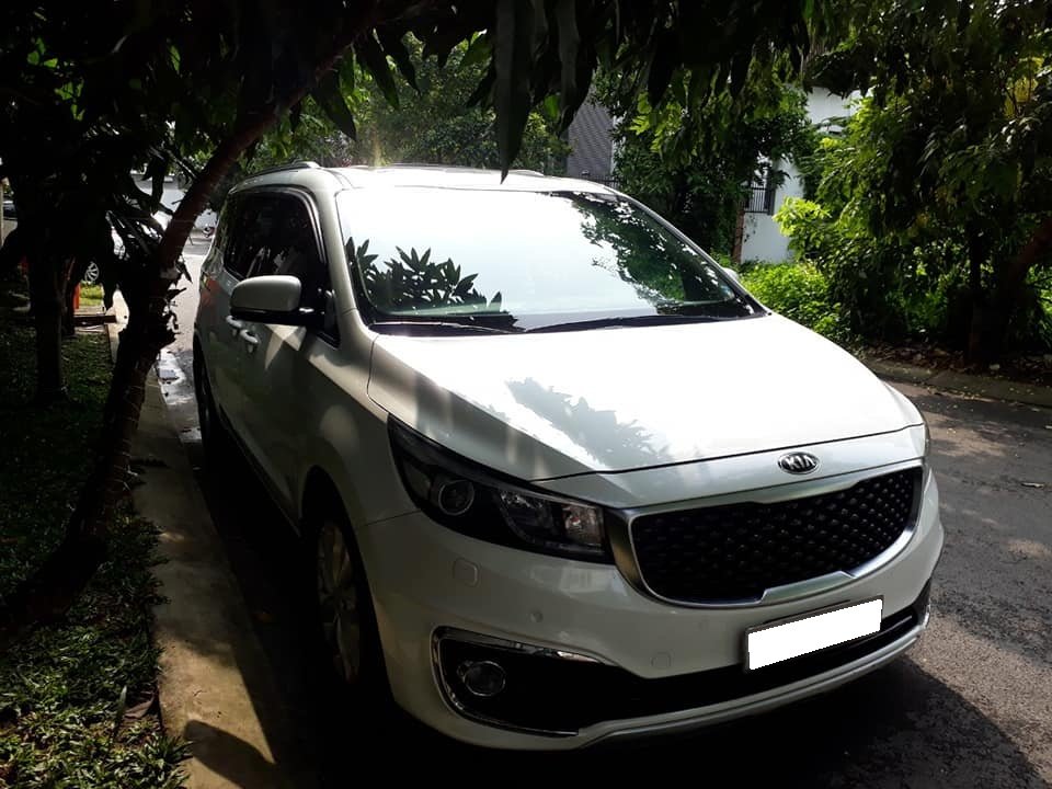 Kia Sedona 2015 - Kia Sedona 2015 GATH, máy xăng, màu trắng, bản full, nhà đang cần bán