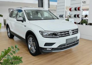 Volkswagen Tiguan luxury 2019 - Volkswagen Tiguan Luxury Topline - Xe Đức nhập khẩu nguyên chiếc - Giảm 120tr tiền mặt - Giao xe ngay