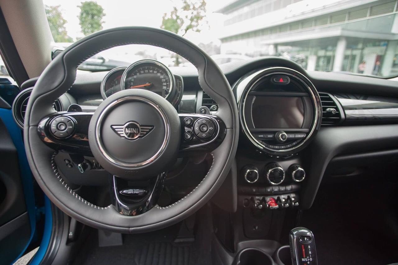 Mini John Cooper S 2020 - Cần bán xe Mini John Cooper S 3 cửa đời 2020 xe nhập. Giá ưu đãi