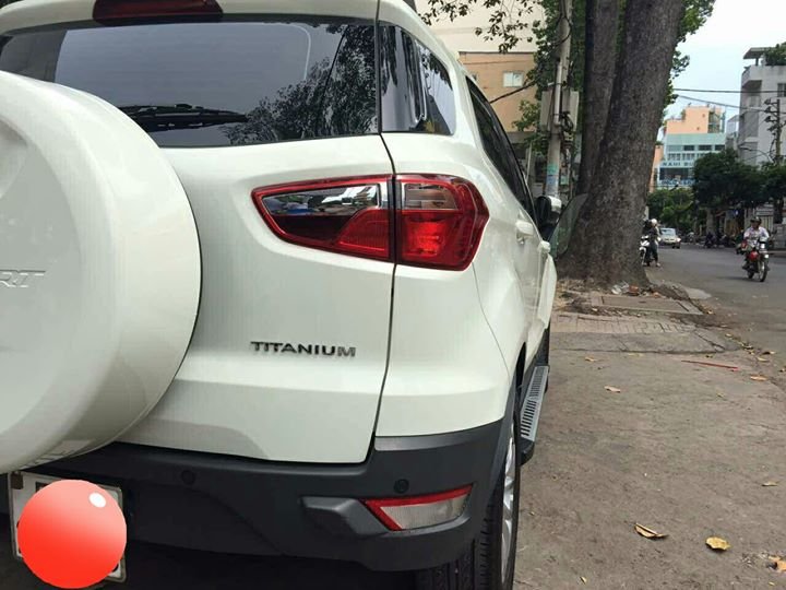 Ford EcoSport 2016 - Bán Ford EcoSport Titanium 2016 tự động màu trắng thể thao