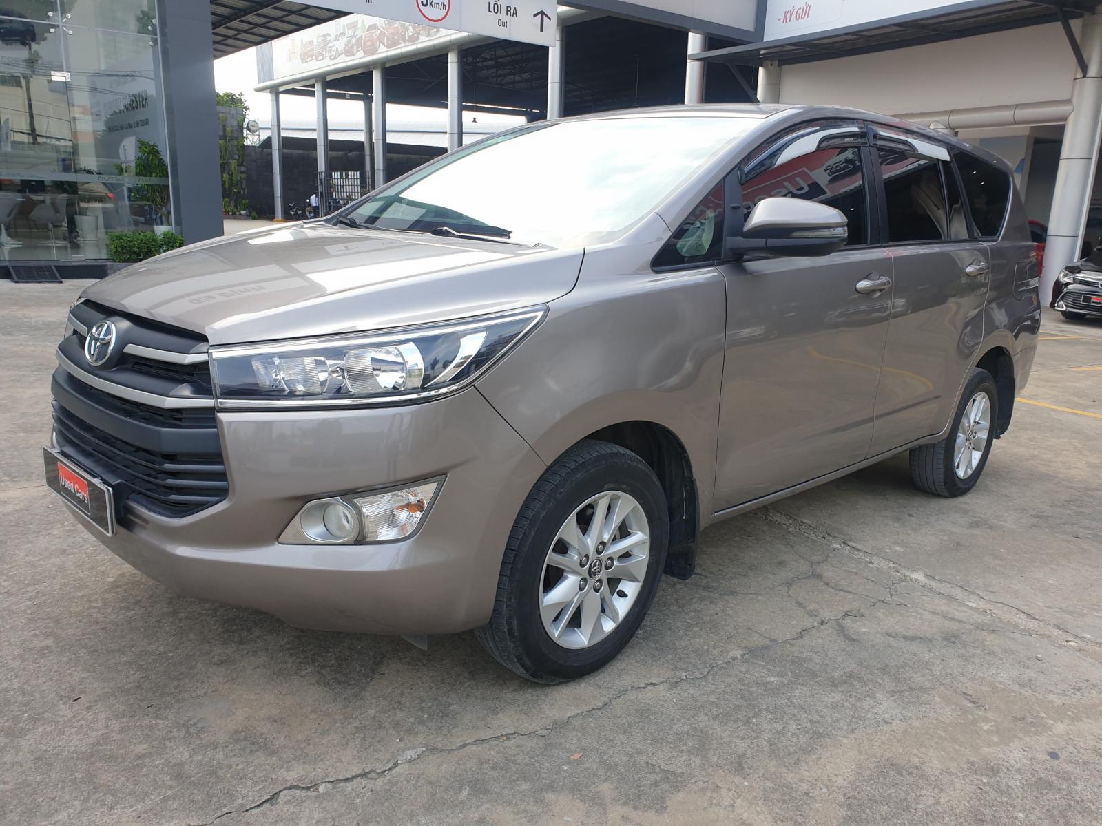 Toyota Innova 2.0  E 2018 - Bán ô tô Toyota Innova 2.0 E đời 2018