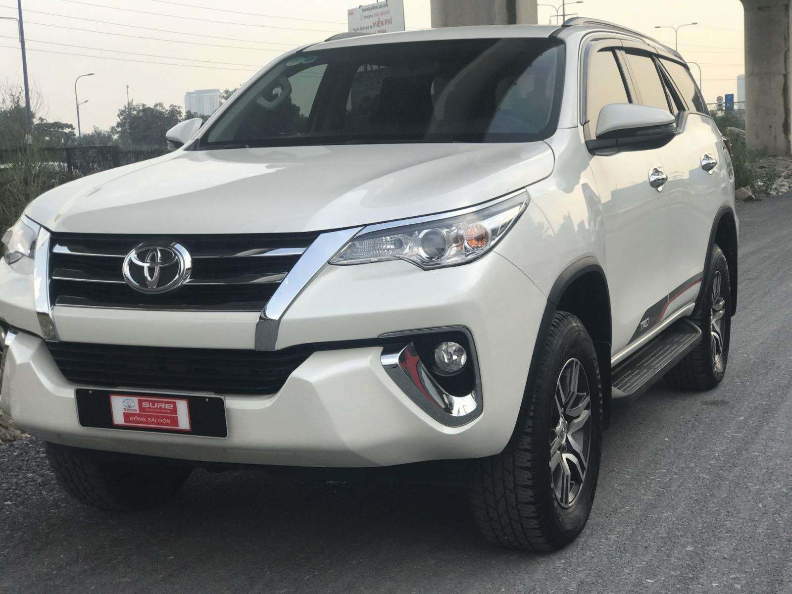 Toyota Fortuner 2019 - Cần bán Toyota Fortuner đời 2019, màu trắng, nhập khẩu, giá tốt