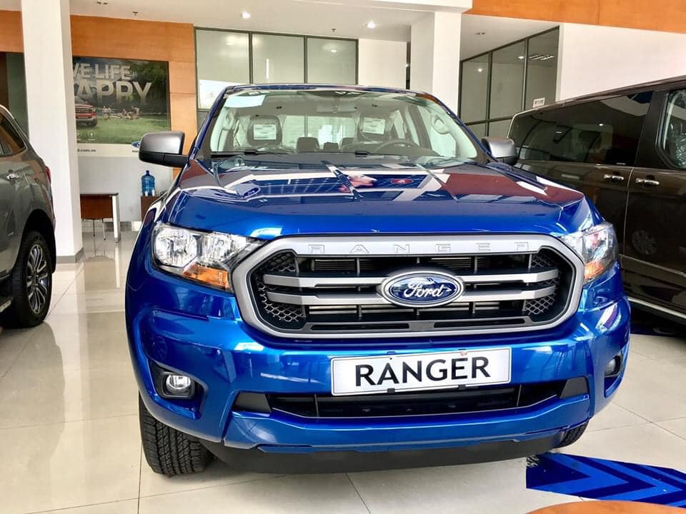 Ford Ranger XLS AT 2020 - Cần bán Ford Ranger XLS AT 4*2 với giá cực sốc