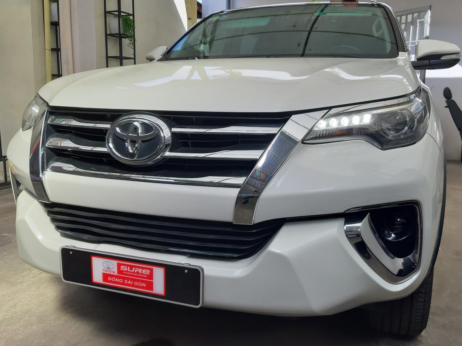 Toyota Fortuner 2017 - Cần bán gấp Toyota Fortuner 2.7V 2 cầu đời 2017, màu trắng, nhập khẩu nguyên chiếc giá cạnh tranh