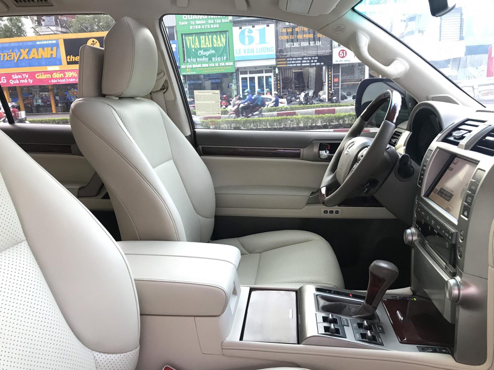 Lexus GX460 2009 - Lexus GX460 sản xuất 2009 đăng ký lần đầu T9 / 2010