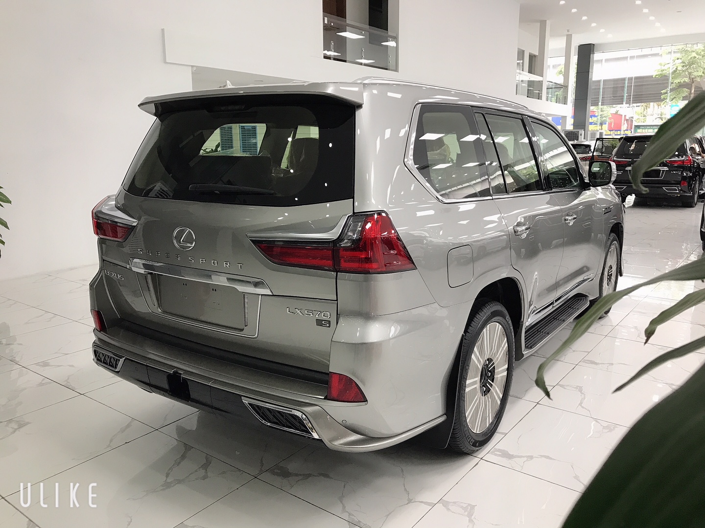 Lexus LX 570 2021 - Gía xe  Lexus LX570 Super Sport S 2021 nhập khẩu trung đông màu vàng cát