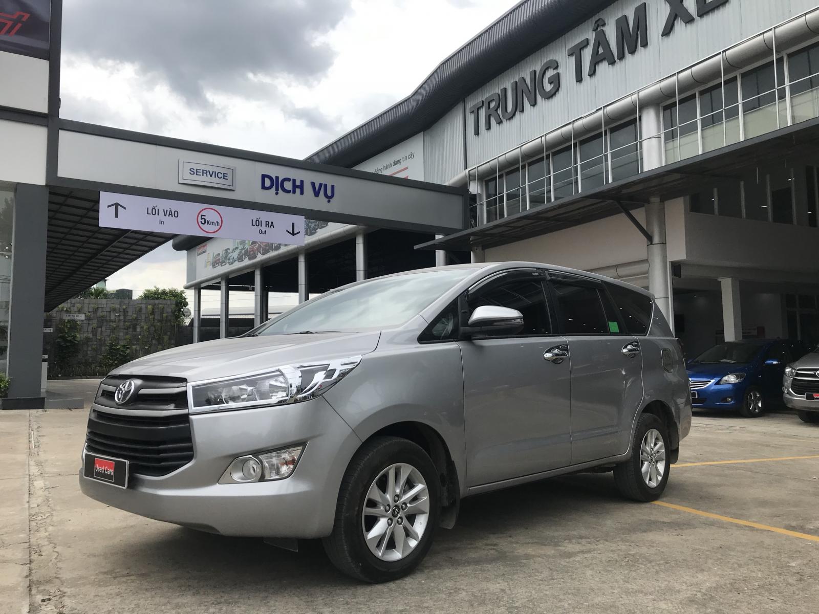 Toyota Innova 2018 - Cần bán xe Toyota Innova 2.0 G AT năm 2018, màu bạc
