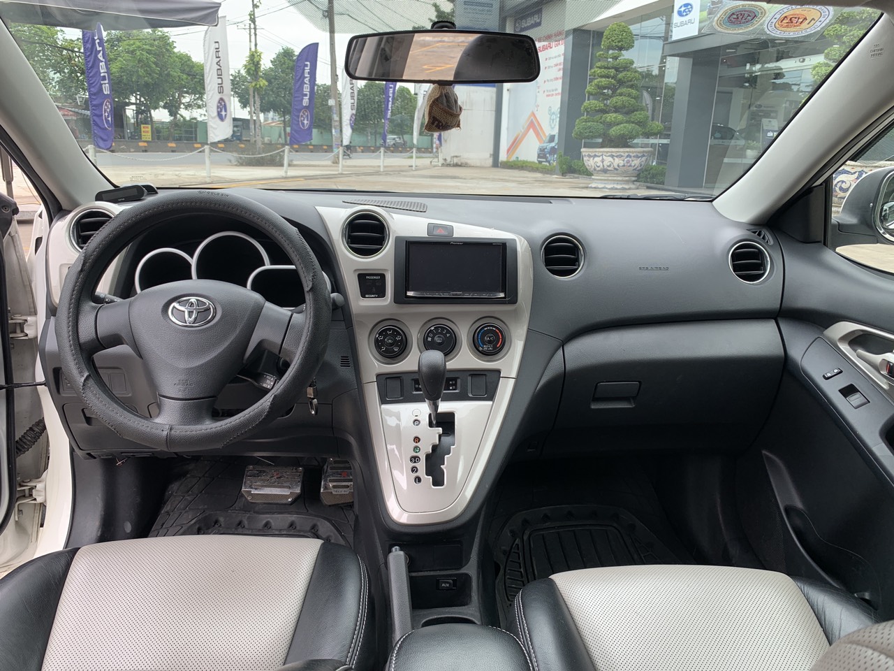 Toyota Toyota khác 2008 - Cần bán Toyota Matrix 1.8AT đời 2008, màu trắng, nhập khẩu Canada chuẩn chỉ 52.000km